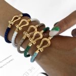 دستبند فرد کوچک