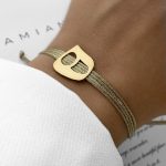 دستبند (ه) نیمانی بزرگ لمه