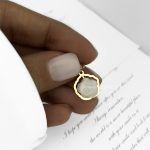 آویز رز سفید