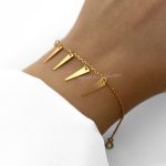 دستبند آویز مثلث