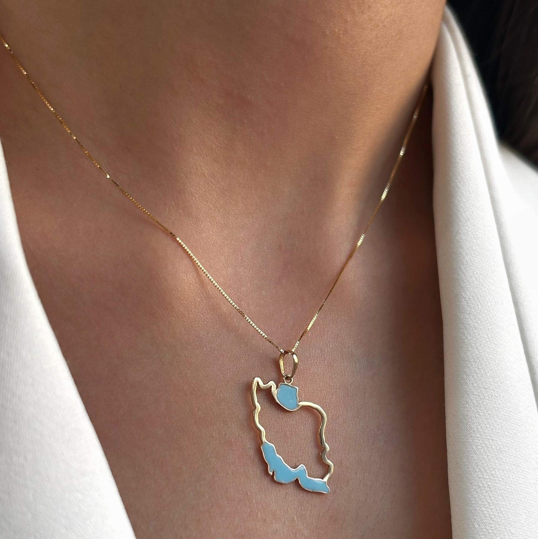 آویز ایران بزرگ