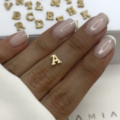 آویز حروف لاتین A