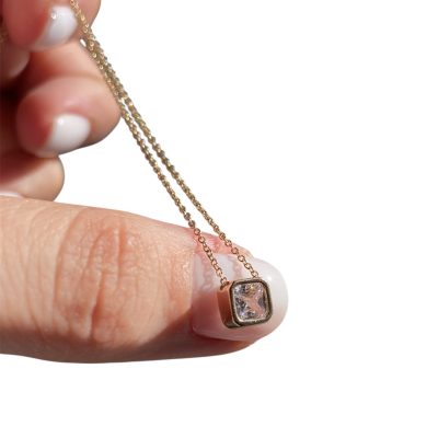 گردنبند مارکو مربع