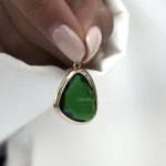 آویز شیشه ای سبز رویال